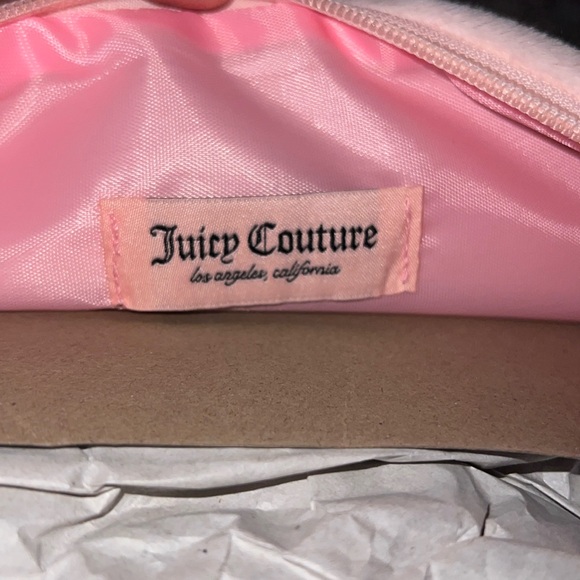 NWT Juicy Couture Velour Blush Pink Cosmetic Bag With...